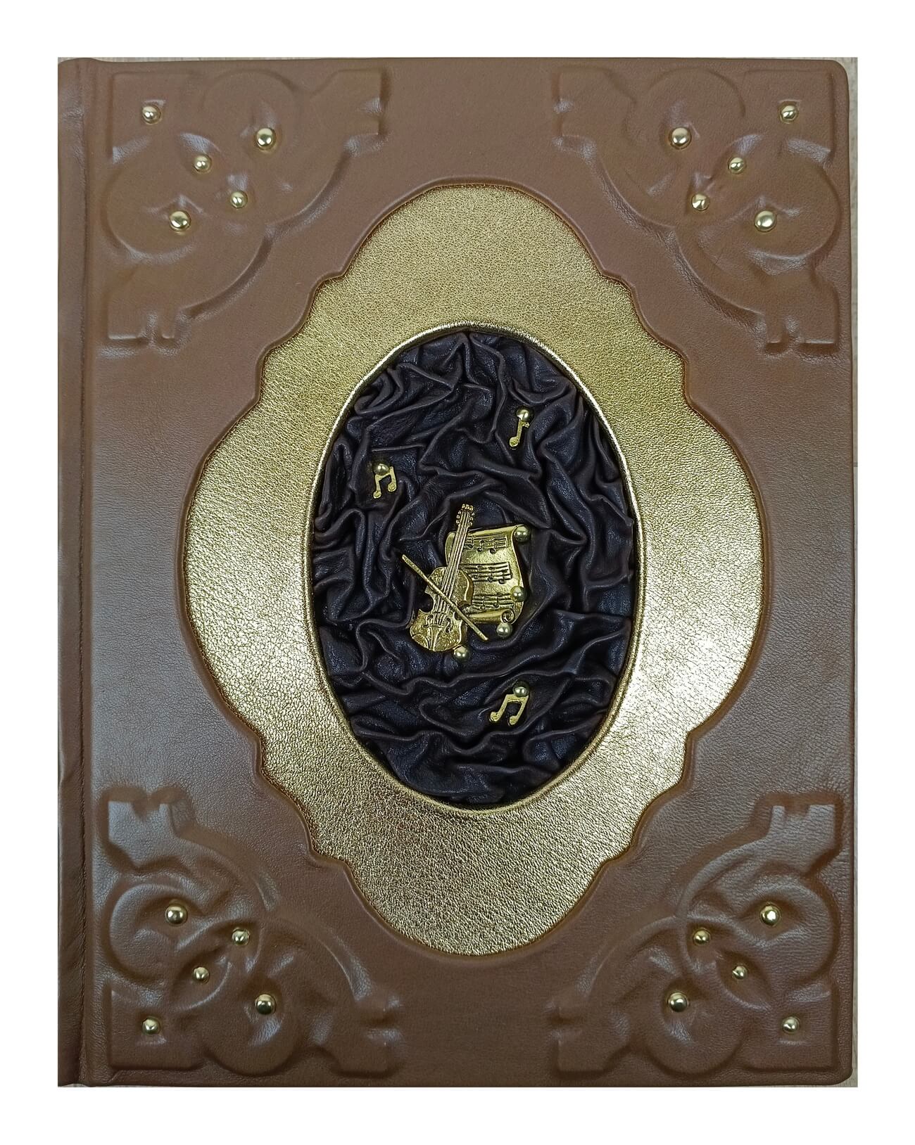 Книга Великие композиторы в кожаном переплете
