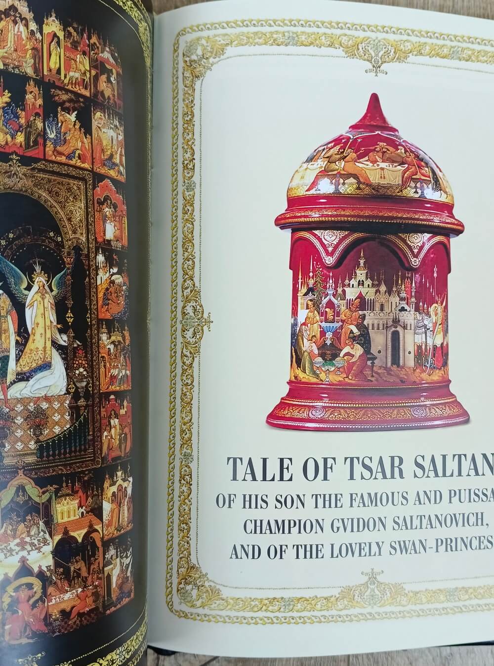 Сказки Пушкина в коже на английском языке — изображение 11