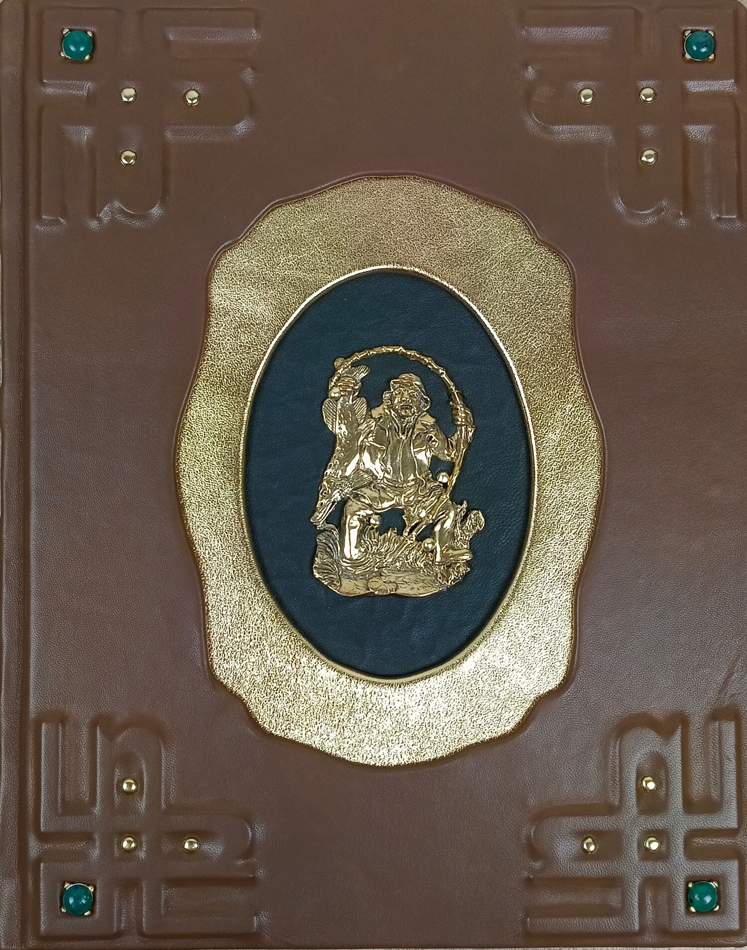 Подарочная книга в кожаном переплете "Русская рыбалка" — изображение 4